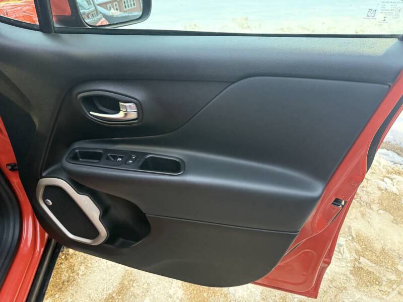 2016 Jeep Renegade Latitude 75th Anniversary