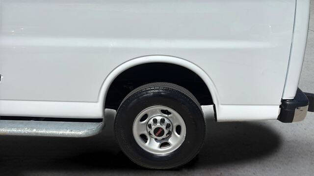 2024 GMC Savana 2500
