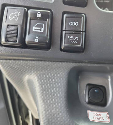 2022 Isuzu NRR