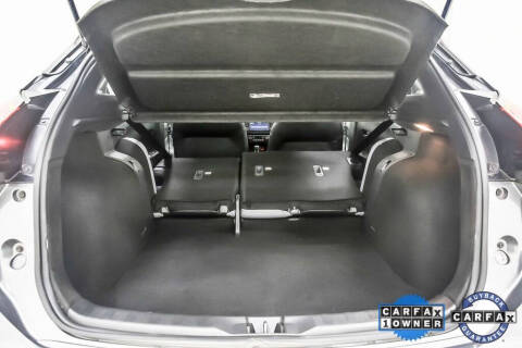 2022 Nissan Kicks SR