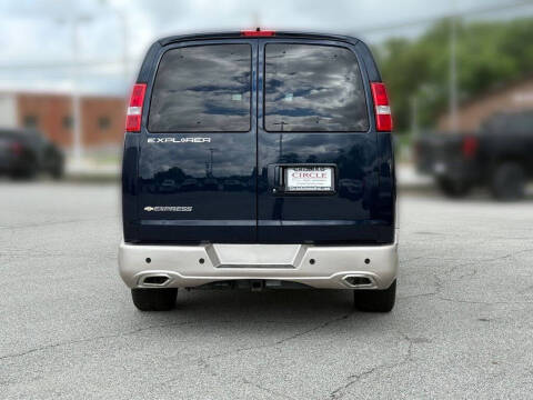 2025 Chevrolet Express 2500