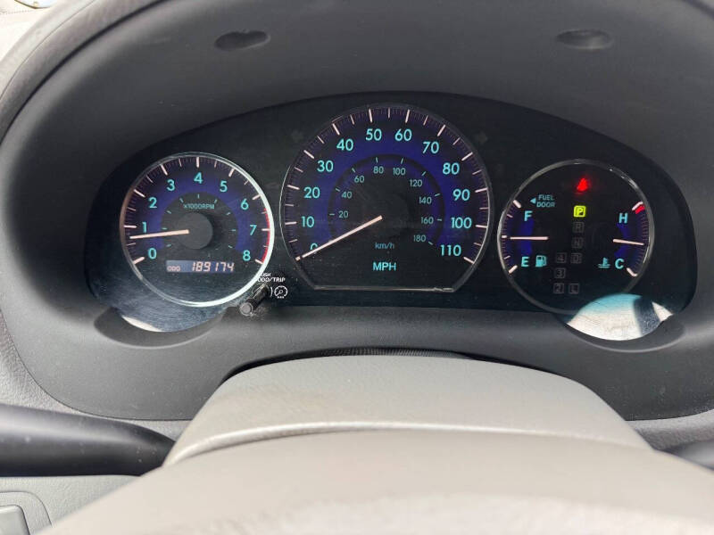 2009 Toyota Sienna CE 8-Passenger