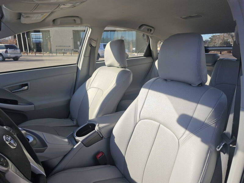 2012 Toyota Prius Two