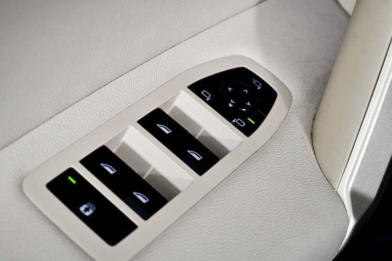 2023 BMW iX xDrive50