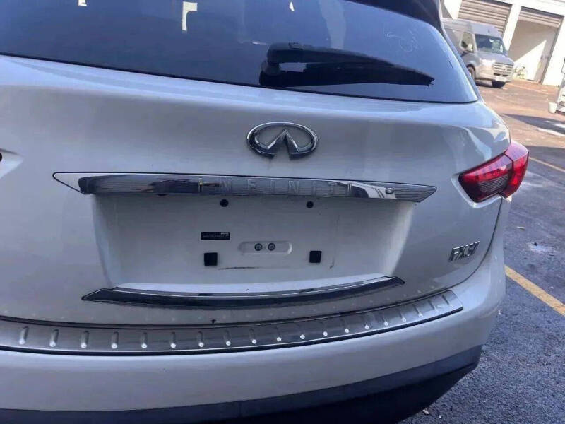 2013 Infiniti FX37
