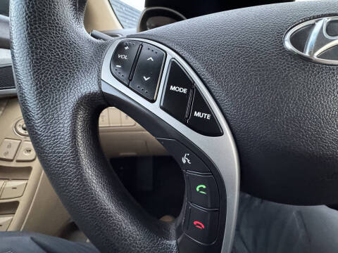 2012 Hyundai Elantra GLS