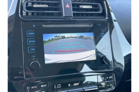 2019 Toyota Prius LE