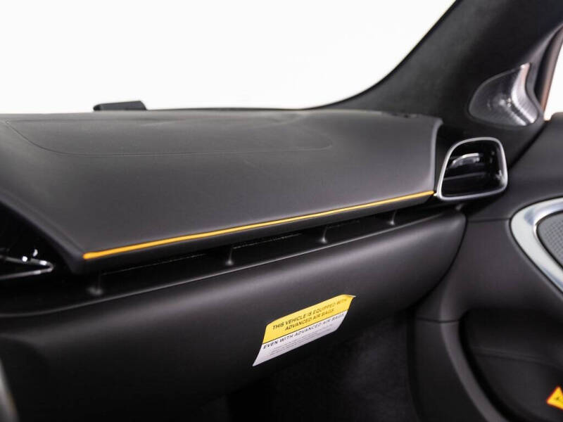 2025 McLaren Artura Spider