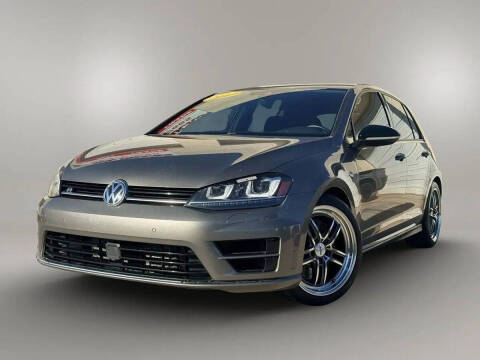 2017 Volkswagen Golf R 4Motion