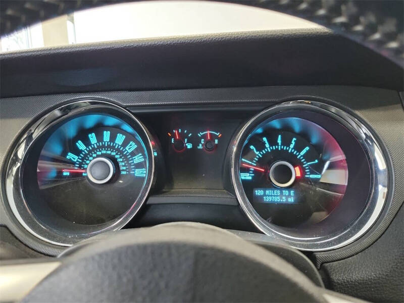 2013 Ford Mustang V6