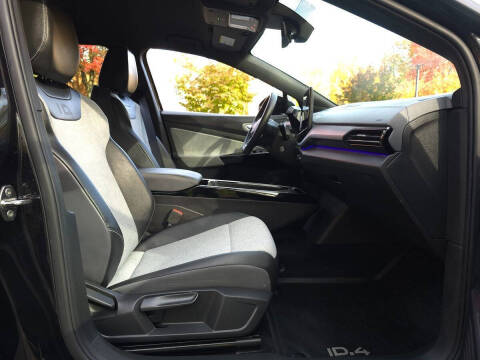 2023 Volkswagen ID.4 Pro