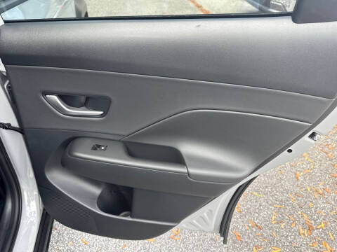 2026 Hyundai Kona SEL Premium