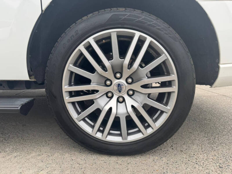 2023 Ford Expedition MAX Platinum