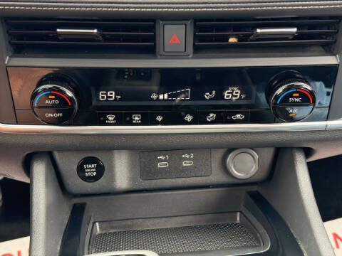 2024 Nissan Rogue SV