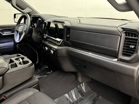 2024 GMC Sierra 1500 Elevation Standard