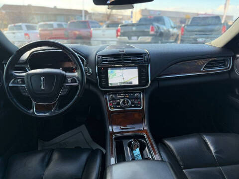 2019 Lincoln Continental Select