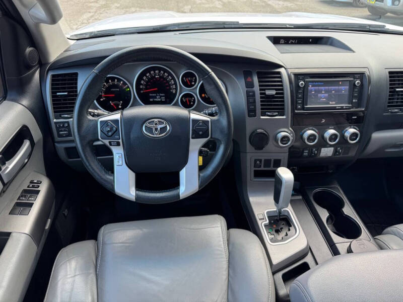 2015 Toyota Sequoia Limited