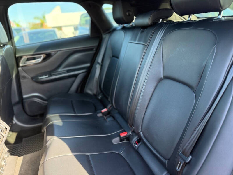 2017 Jaguar F-PACE 35t Premium