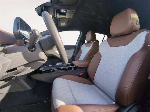 2025 Volkswagen ID.4 Pro