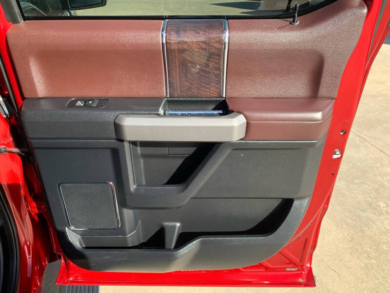 2017 Ford F-150 Platinum