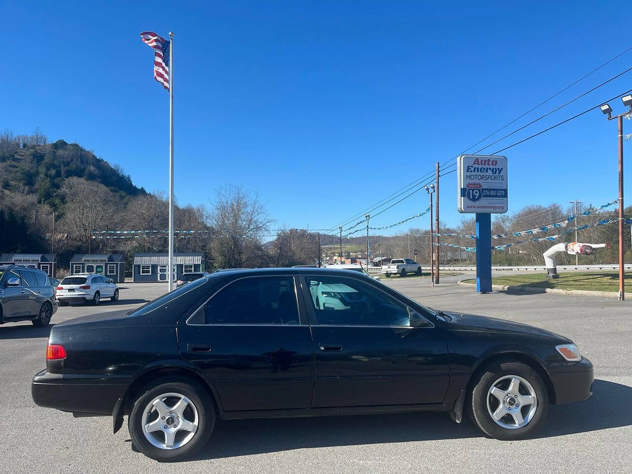 2000 Toyota Camry for sale at Auto Energy in Lebanon, VA