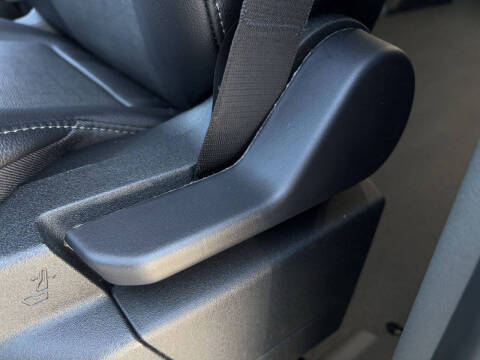 2025 Ford Transit 250