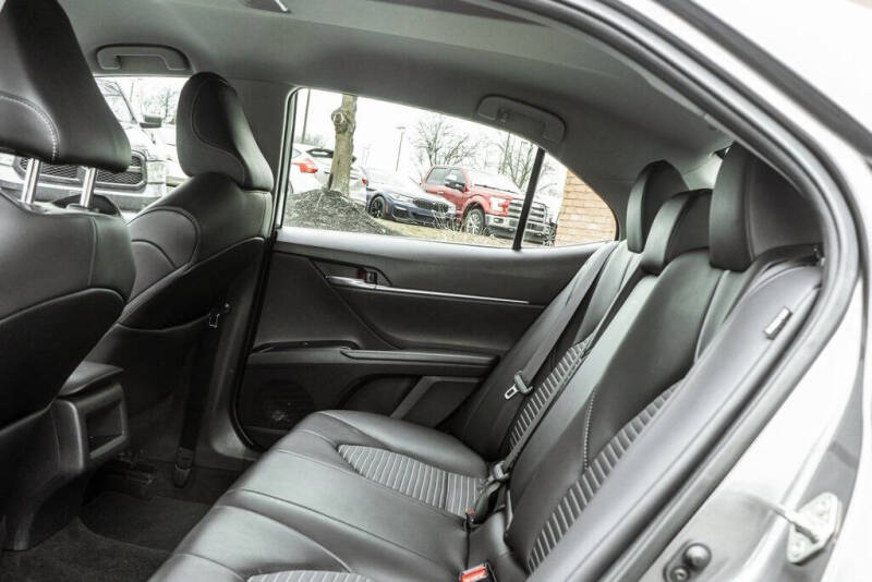 2020 Toyota Camry SE Nightshade