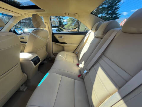 2015 Toyota Camry Hybrid