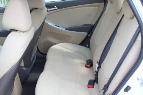 2013 Hyundai Accent GLS