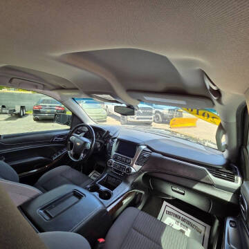 2016 Chevrolet Suburban LS