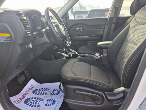 2015 Kia Soul +