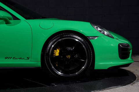 2015 Porsche 911 Turbo S