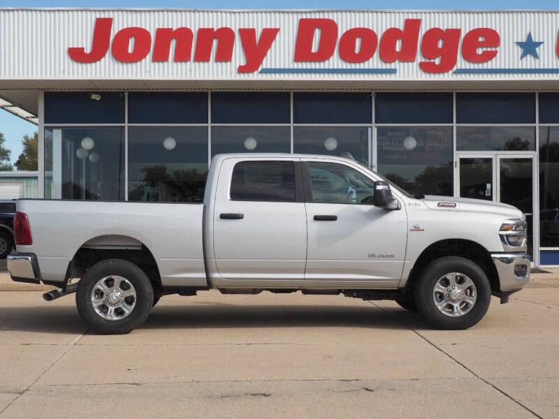 2025 RAM Ram 2500 Pickup Big Horn's photo