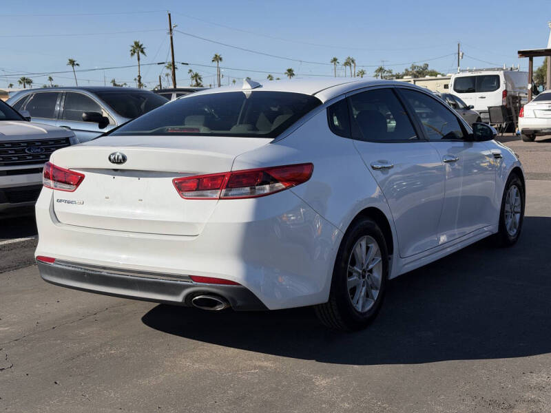 2016 Kia Optima LX