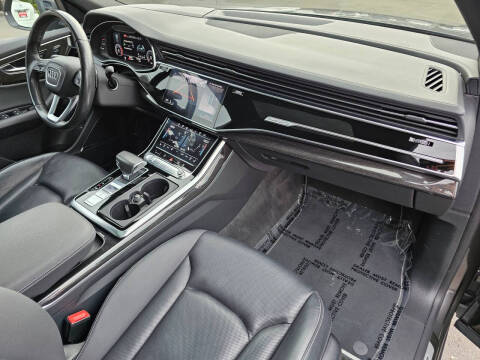 2019 Audi Q8 quattro Prestige 55 TFSI