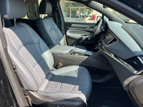 2024 Buick Enclave Essence