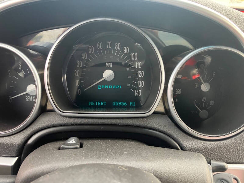 2004 Chevrolet SSR LS