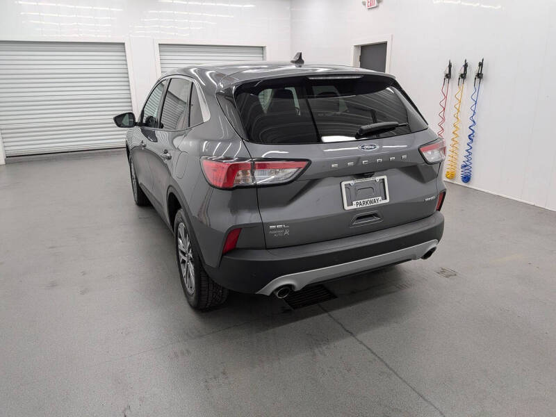2022 Ford Escape SEL