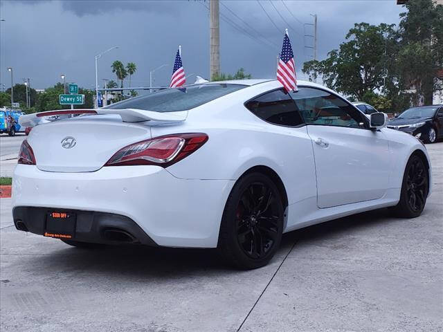 2016 HYUNDAI Genesis Coupe Coupe - $17,097