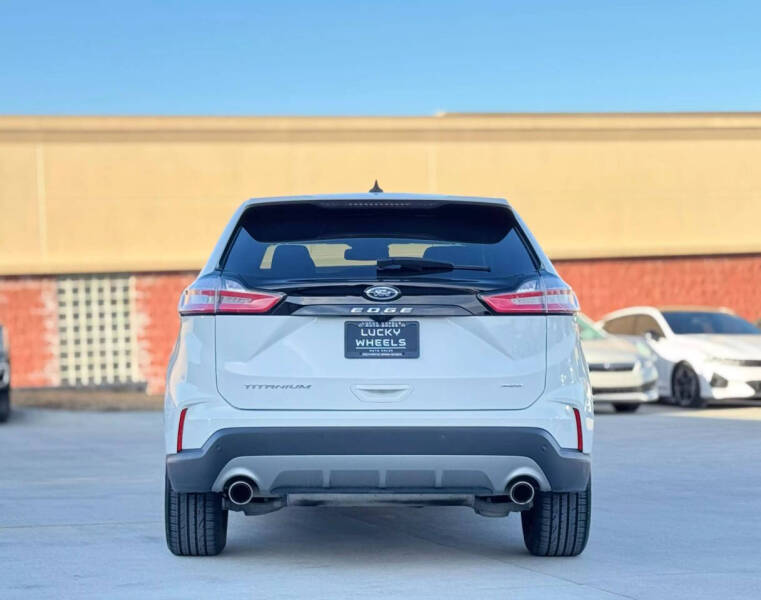 2023 Ford Edge Titanium