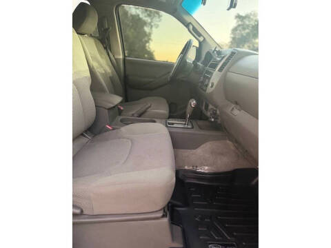 2013 Nissan Frontier SV