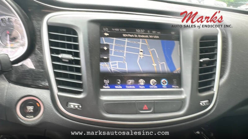 2015 Chrysler 200 C