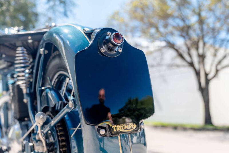 1952 Triumph Thunderbird