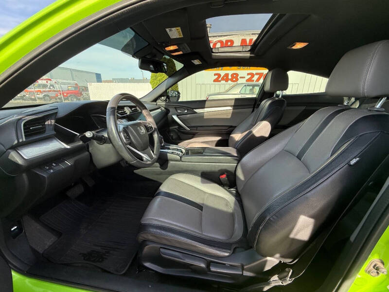 2016 Honda Civic Touring