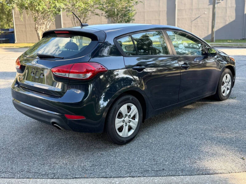 2018 Kia Forte5 LX
