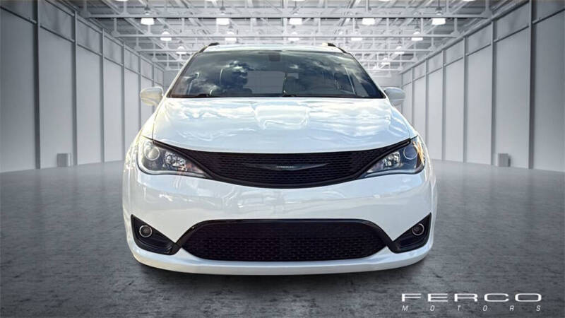 2018 Chrysler Pacifica Touring L Plus