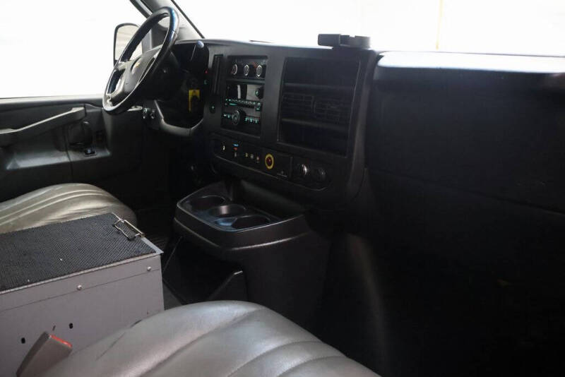 2017 Chevrolet Express 2500