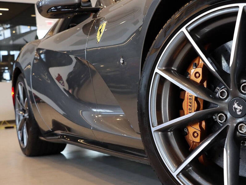 2021 Ferrari 812 GTS