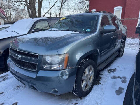 2011 Chevrolet Avalanche for sale at Burns Quality Auto Sales LLC in Mount Clemens MI