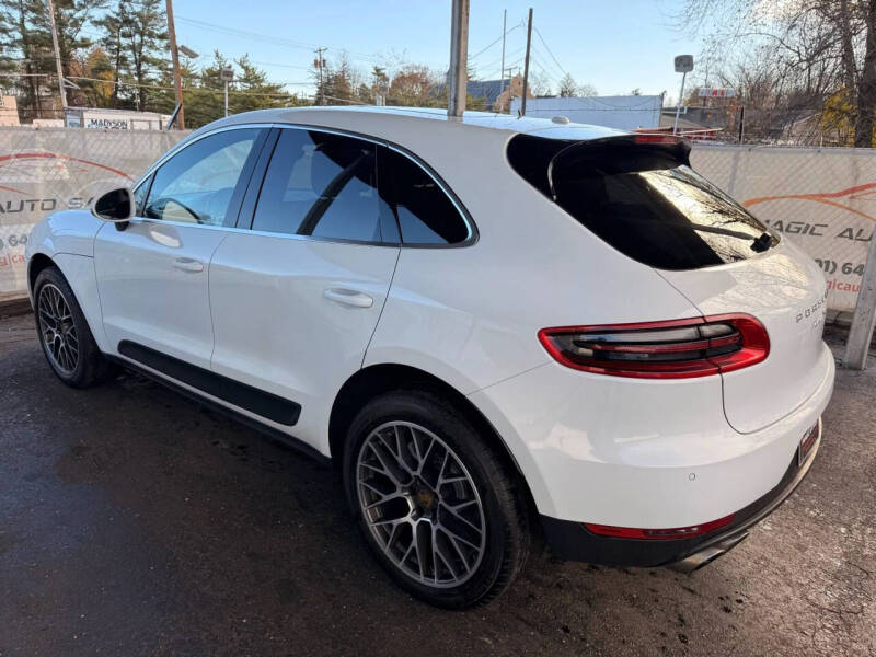 2017 Porsche Macan S